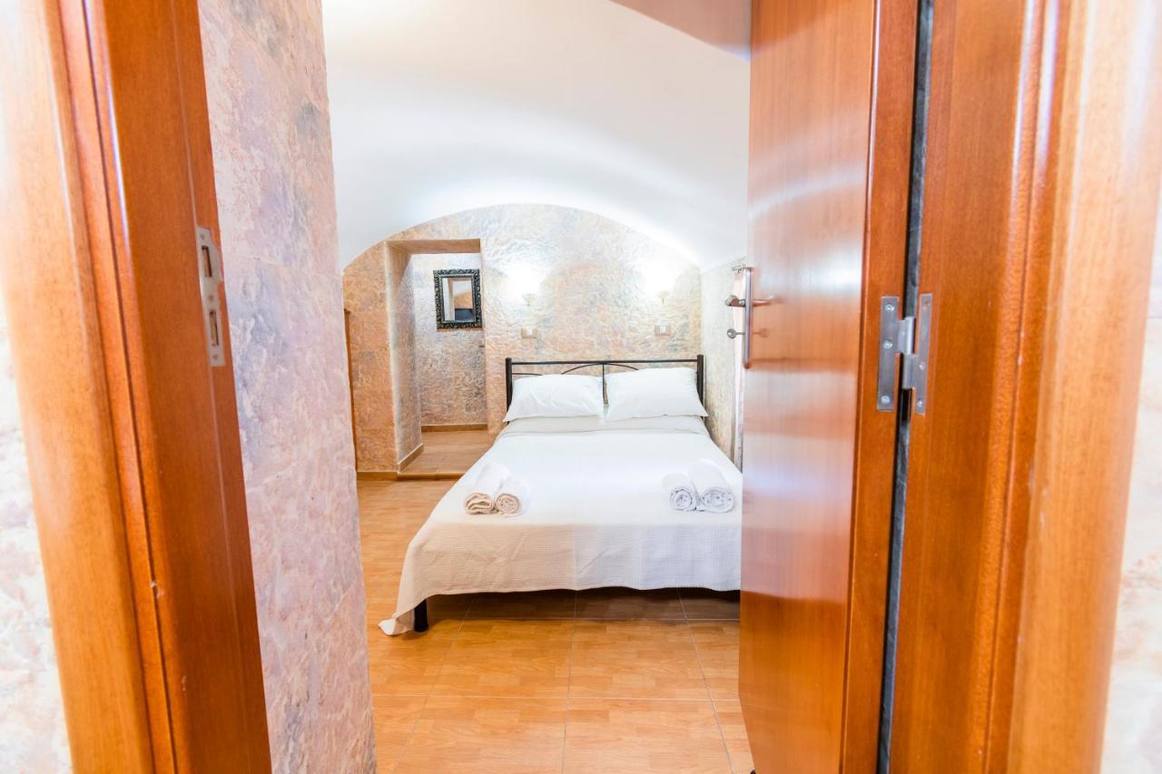 Eirini Apartment Symi Bagian luar foto