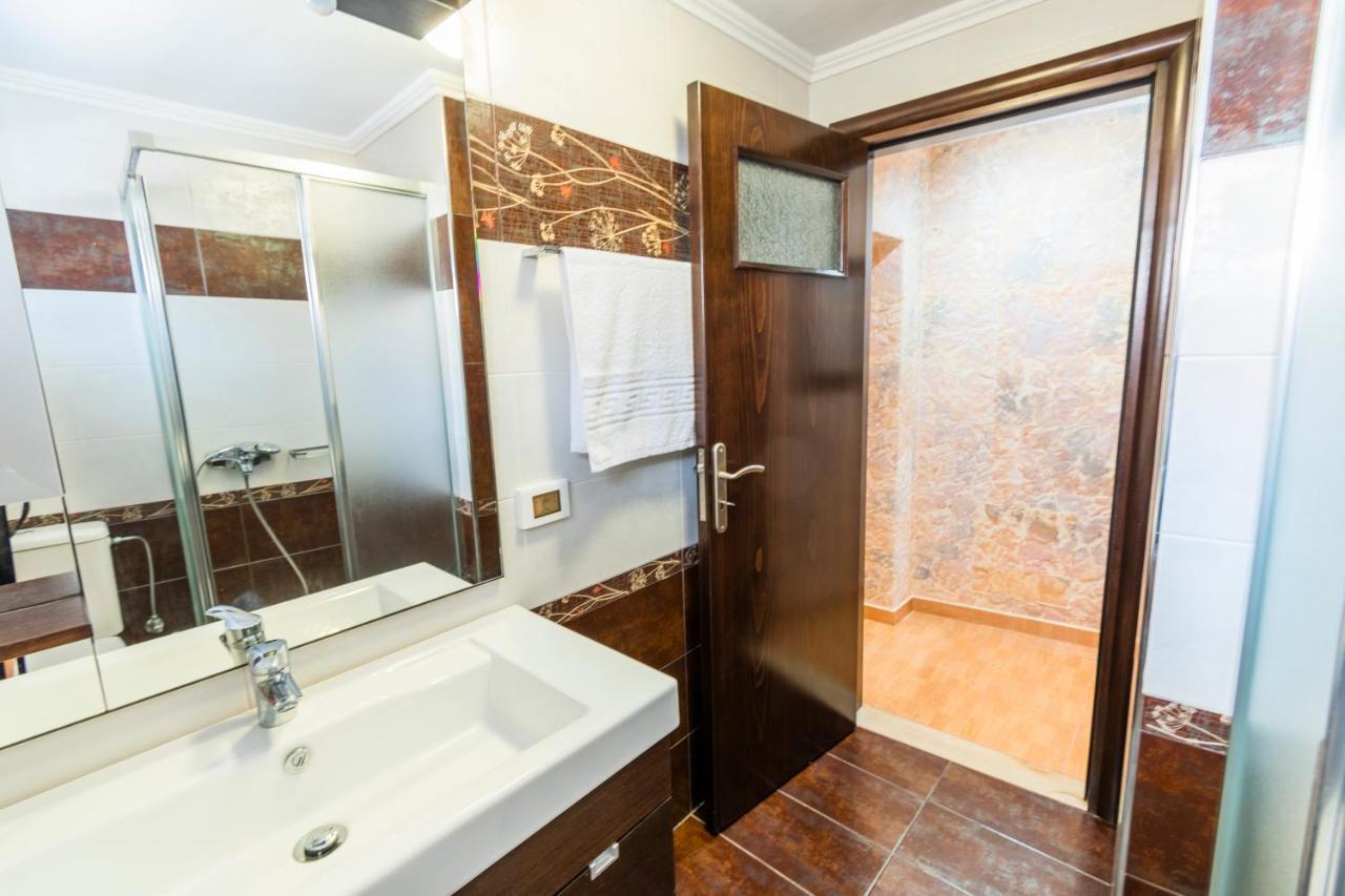 Eirini Apartment Symi Bagian luar foto