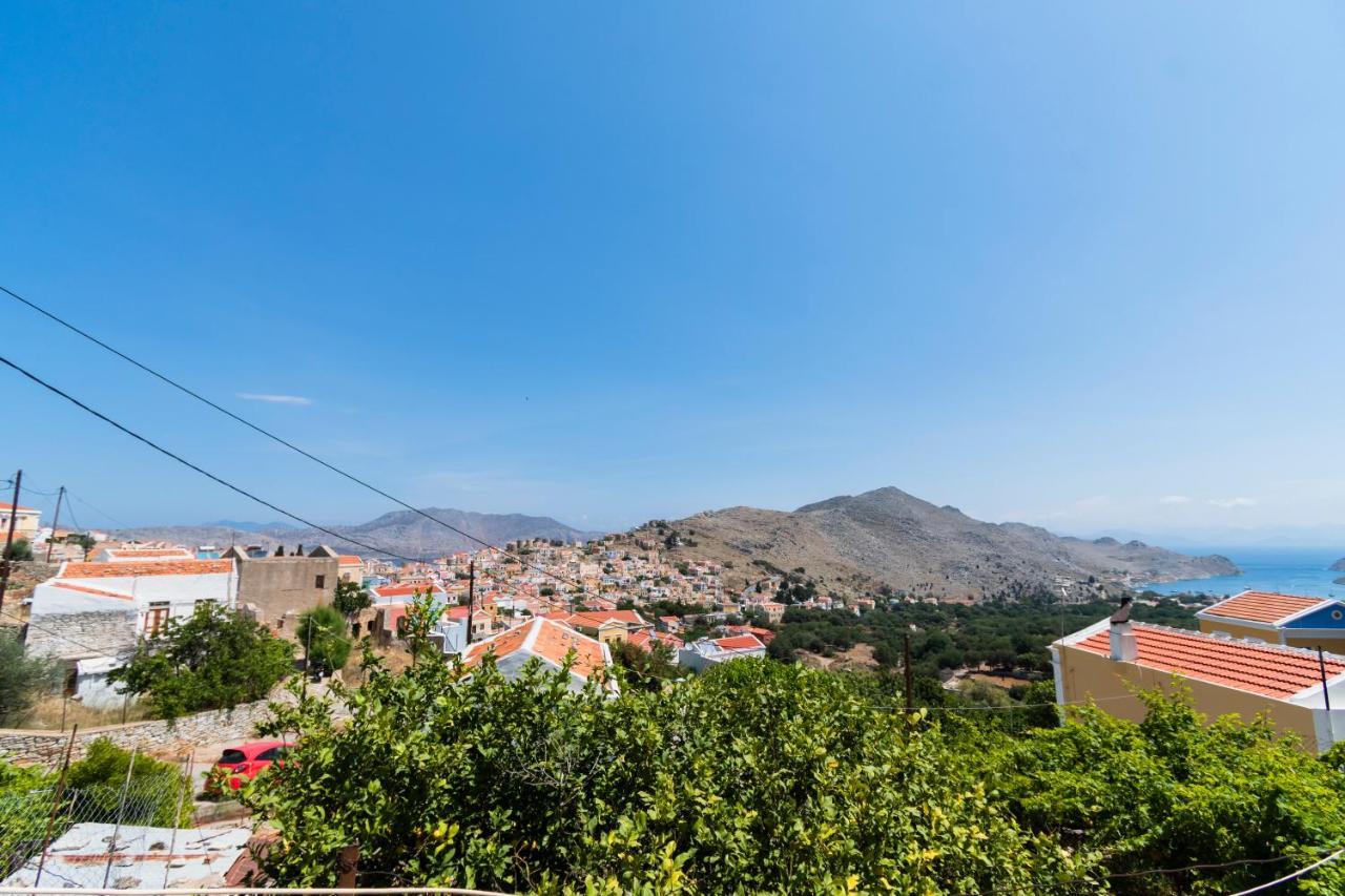 Eirini Apartment Symi Bagian luar foto